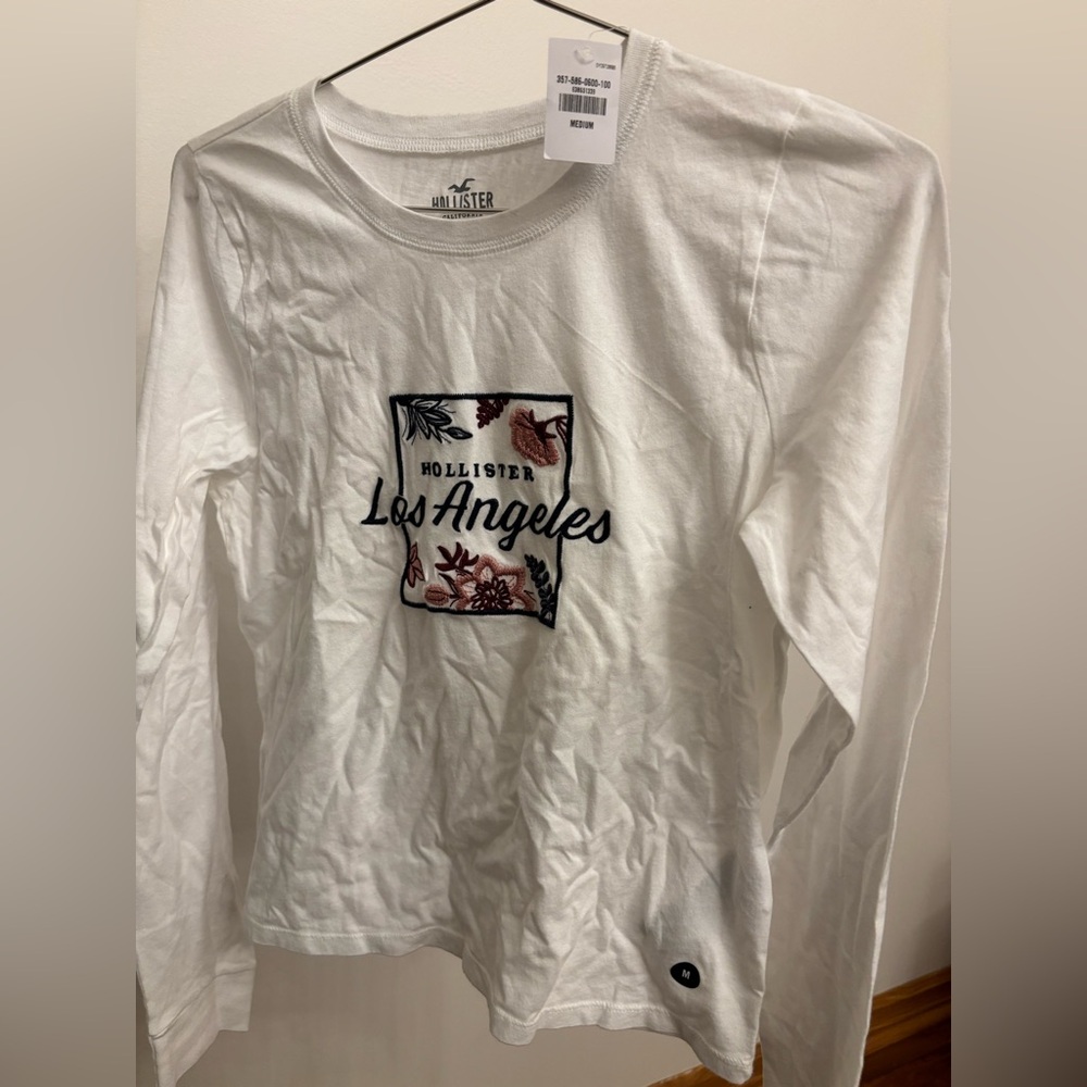 Hollister top
